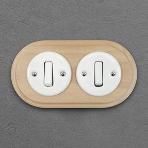 Retro dubbel vit porslinsvippströmbrytare 1-gång 2-vägs naturträramplatta infälld keramisk väggströmbrytare rustik design