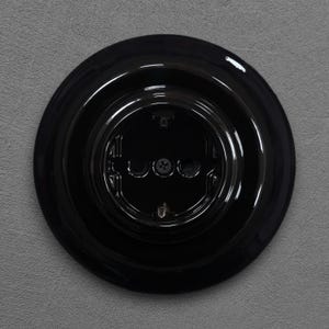 Steckdose aus Schwarze Porzellan Typ F (Schuko), Vintage-Stil Unterputz, Erdungsstift in Steckdose