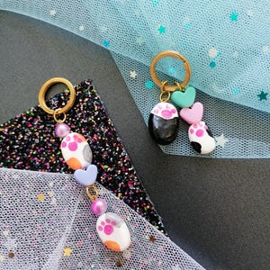 paw keychain