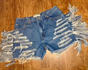 levis ripped shorts mens