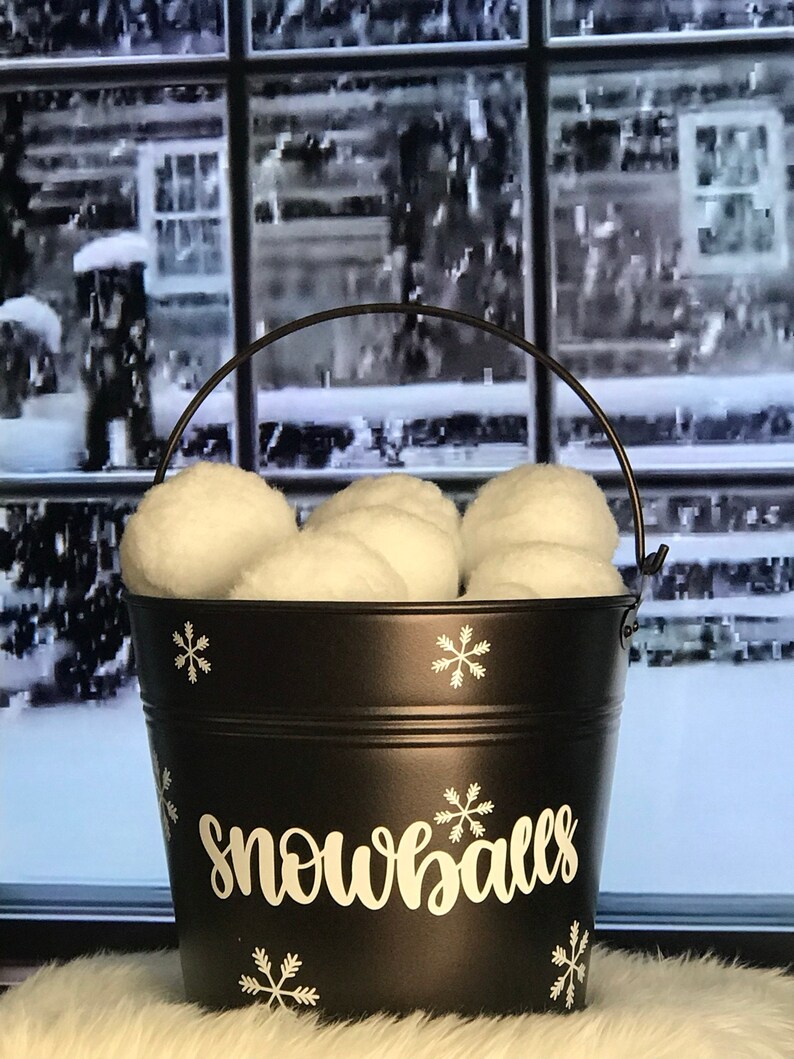 Personalized Snowball Bucket, Snowball Fight Decor - Etsy