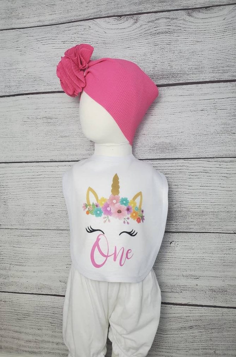 Unicorn Baby Shower Girl Birthday Party Bib Personalized Birthday Bib Bandana Outfit Supplies for First Girl Birthday Party Bandana Drool