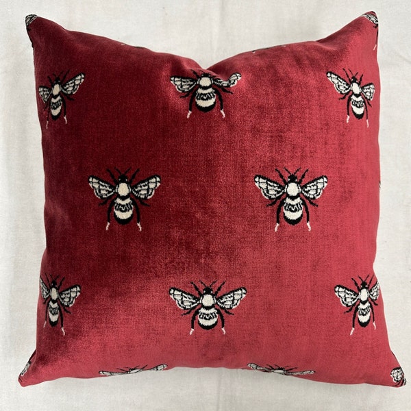 Bumble bee pillow cover-velvet bee pillow-bee pillow-velvet pillow-bumblebee pillow-insect pillow-red velvet pillow-rose velvet pillow-USA