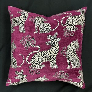 Chinese tiger pillow cover-velvet tiger pillow cover-bengal tiger velvet pillow-burmese tiger pillow-tiger pillow-tiger pillow-purple pillow