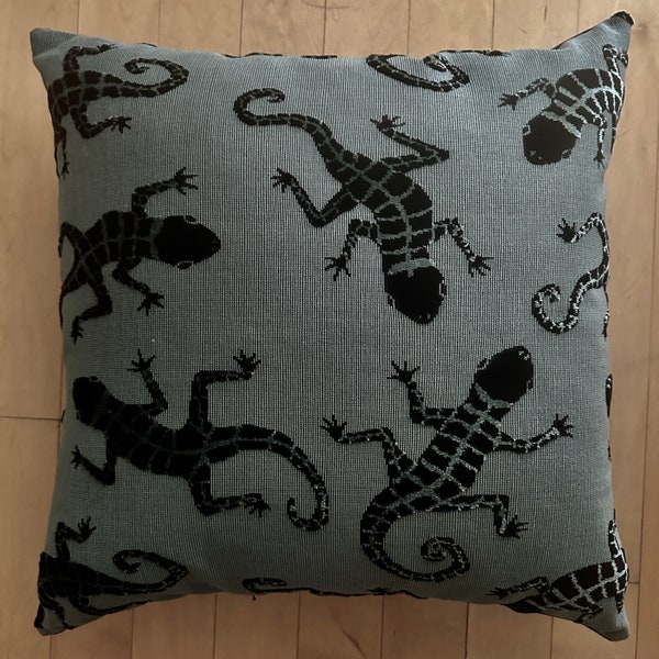 Gecko pillow cover-gecko velvet pillow-reptile velvet pillow-velvet pillow-teal velvet pillow-amber Gecko pillow teal pillow-USA made