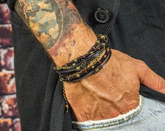 Conjunto de pulseras de envoltura de cuero Boho para hombres- Pulsera de diseño de piedra preciosa y cadena de cuero para hombres: conjunto de pulseras apilables de enclajes de ónix negro