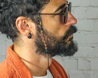 Soporte de gafas de cuero hecho a mano para hombres- Cadena de gafas de sol de cordón de cuero Macrame- Cordón de cuero genuino para hombres- Correa de gafas única