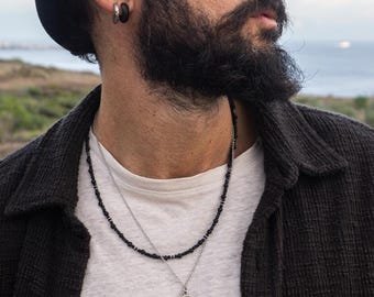 Conjunto de collar con colgante de cadena minimalista estilo boho para hombre y mujer: collar de ónix negro, lava y ágata con dije de moneda de plata antigua.