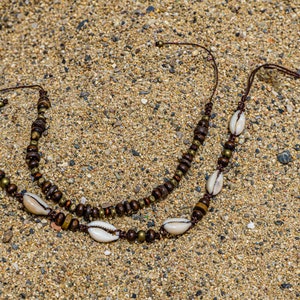 Boho Surf Cowrie Shell Bracelet de cheville pour hommes Ensemble de bracelets de plage assortis en couches Bracelet de cheville perlé unisexe Bracelet de cheville d'été hippie pirate pour hommes image 6