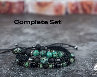 Black Onyx and Green Turquoise Gemstone Bead Macrame