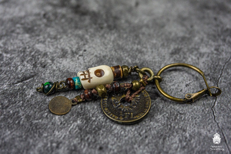 Boucle d'oreille tête de mort pirate pour homme pièce ancienne et pendentif tête de mort pendante boucle d'oreille amulette boucle d'oreille squelette en perles de pierres précieuses pour homme image 7