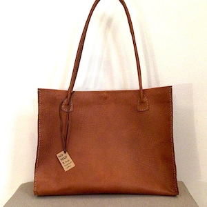 Sac cabas en cuir cousu main, sac fait main, sac grande capacité, sac en cuir