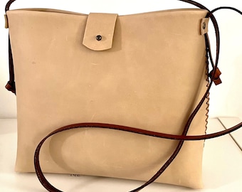 Bolso AMY, bolso de cuero, bolso artesanal, bolso turquesa, bolso para colgar del hombro,  bolso unisex, bolso beige de cuero