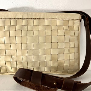 Sac TRESSÉ, sac en cuir tressé à la main moyenne, sac crossbody, sac à bandoulière