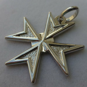 Cruz de Malta de Amalfi, caballero de San Juan, Croce, colgante macizo en plata de ley. ¡Estilo único y novedoso! Tamaño grande.
