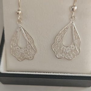 Sterling Silver Filigree handcrafted Earrings Vintage