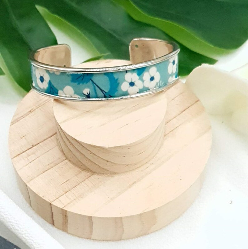 inserts cotton fabrics liberty of london Mitsi mint with water Colorful brass rush bracelet color of choice