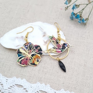 Asymmetrical mismatched hummingbird bird and hibiscus flower earrings in liberty fabric FARIA B and stainless steel