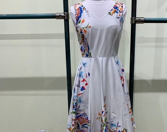 Eva Rose White Border Scenery Multicolor Floral Branch Print V-Neck Fit and Flare Dress With Pockets