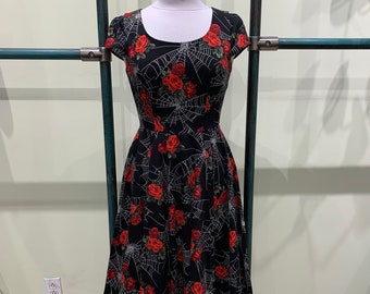 Eva Rose Black Web and Rose Floral Print Cap-Sleeve Fit & Flare Dress With Pockets