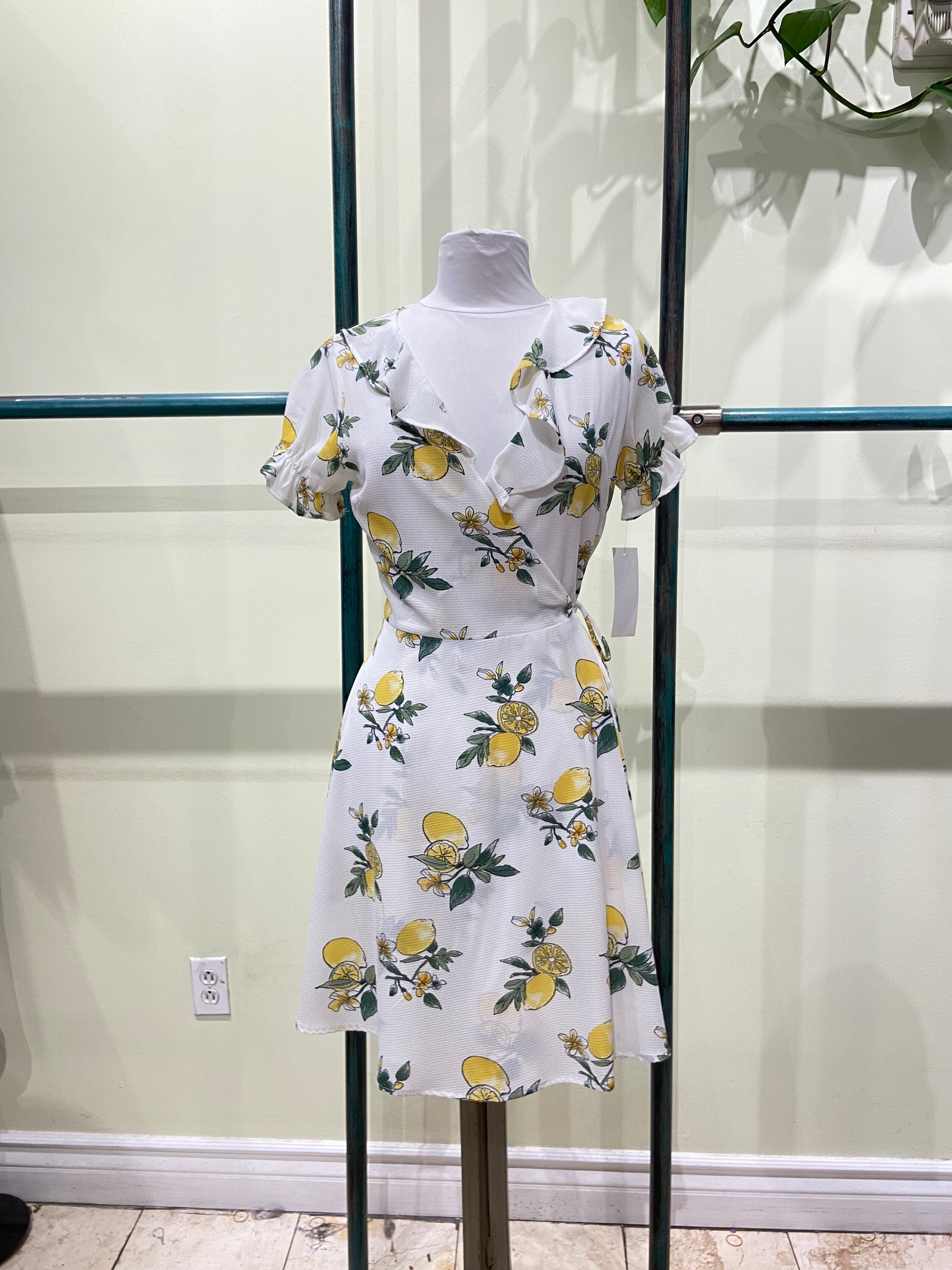 wrap dress small bust