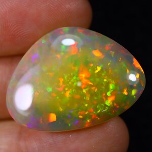 22.31cts Natural Ethiopian Welo Cabochon Opal Jewellery Grade / GMD6137