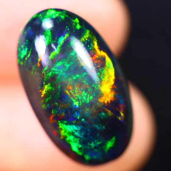 11.99cts Natural Smoked Ethiopian Welo Cabochon Black Opal Jewellery Grade / HEMD6655
