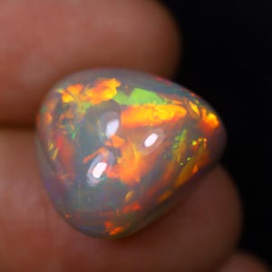 11.98ct Ethiopian Welo Opal Cabochon – Natural Fire Opal Gemstone for Jewelry Making / MD8621