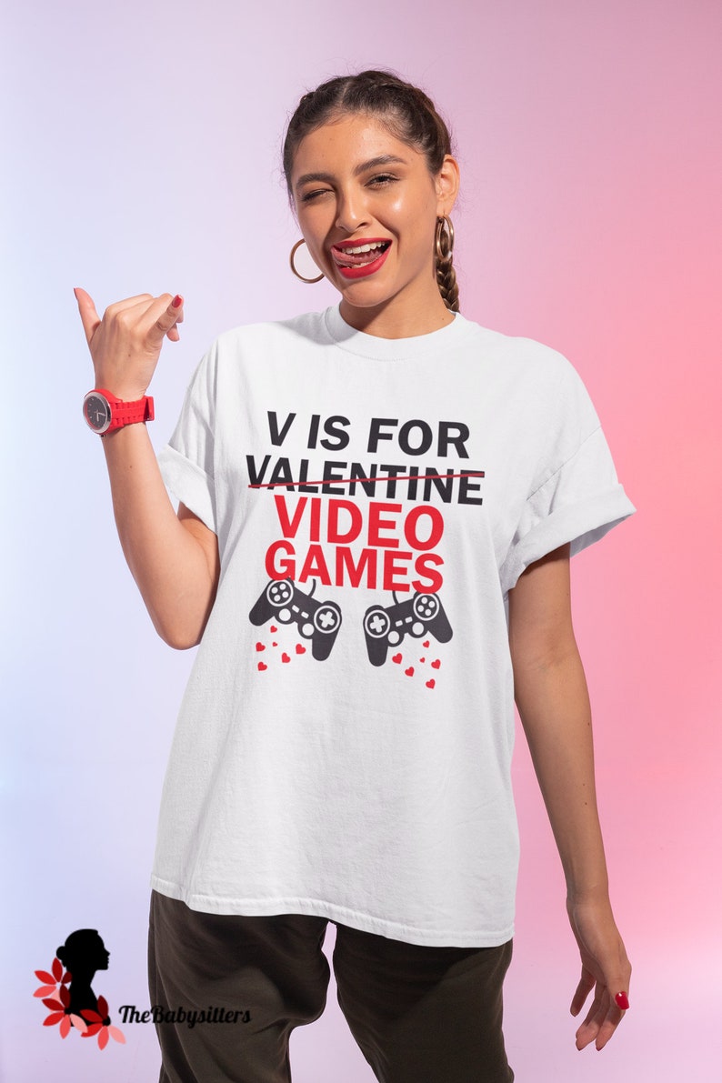 Cute Gamer T-shirt Valentines Day Gift Gaming Shirt For Men Funny Valentine T-shirt V Is For Video Games Sweatshirt Video Game Shirt