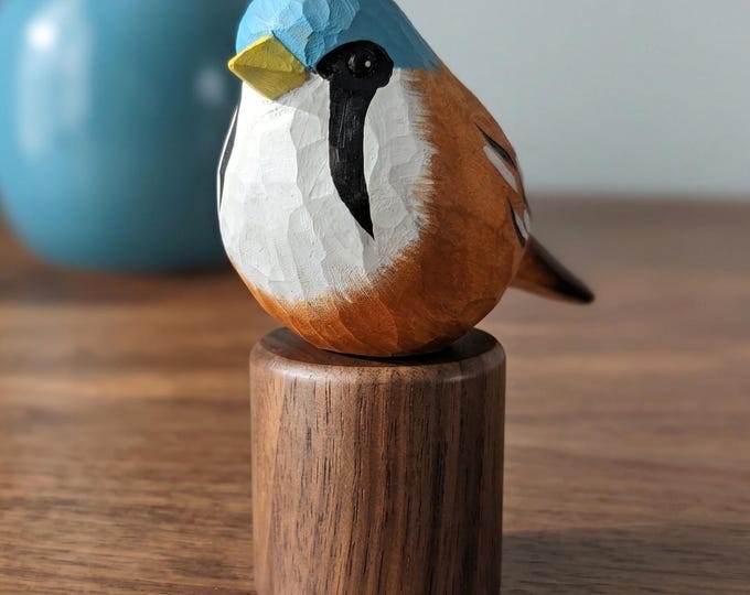 Hand Carved Bearded Reedling Figurine, Hand Painted Basswood Bird Statue, Walnut Base