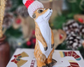Hand-Carved Wooden Meerkat Figurine with Santa Hat | Handmade Christmas Decor | Rustic Animal Wood Sculpture | Gift Box Included