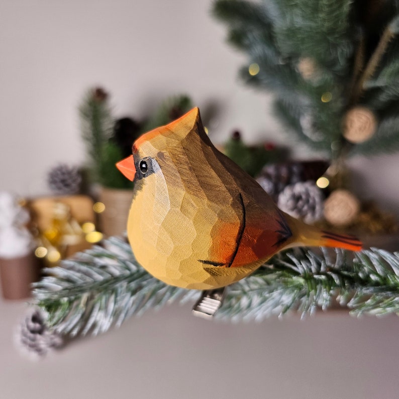 Enchanting Handcrafted Clip-On Bird Ornaments for Christmas Trees Vibrant, Artisanal, and Unique Holiday Decorations Cardinal-Femal