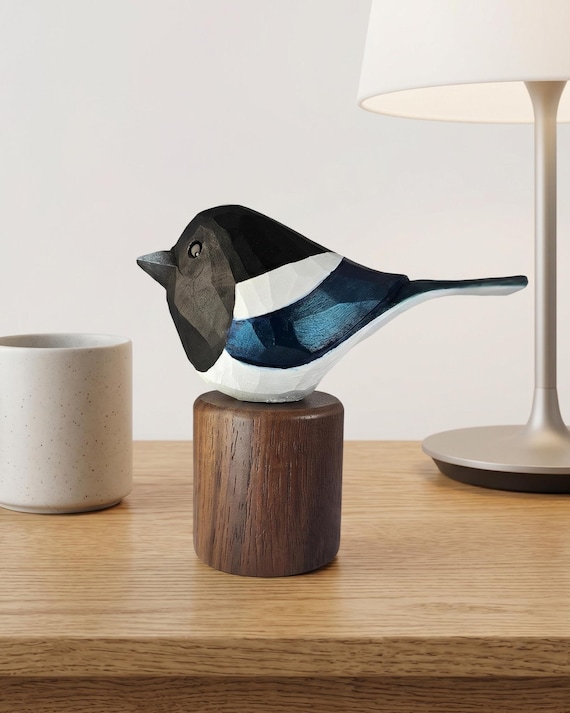 Hand-Painted Eurasian Magpie Figurine, Carved Basswood Bird Sculpture, Walnut Base Home Decor