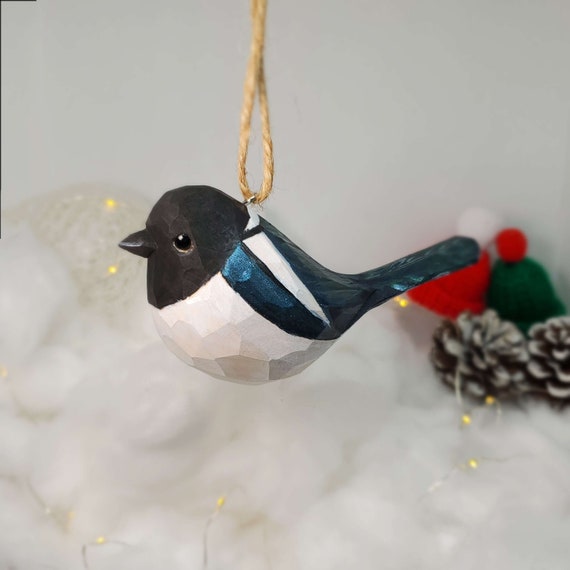 Hand-Carved Wooden Magpie Christmas Ornament: Woodland Bird Decor