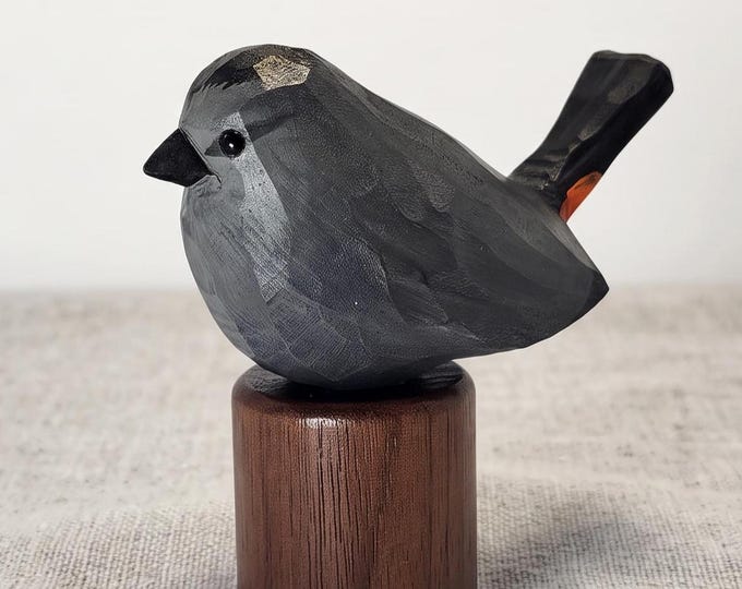 Hand-Painted Gray Catbird Wooden Figurine, Carved Basswood Bird Statue, Black Walnut Base