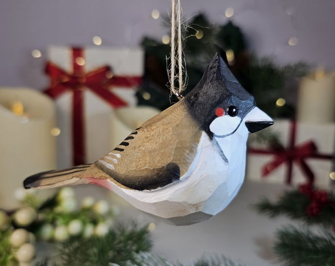 Handcrafted Red-Whiskered Bulbul Wooden Christmas Tree Ornaments - Festive Bird Decor