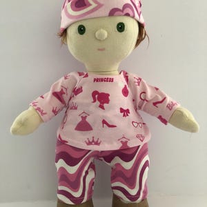 Hand Made Barbie Inspired Top, Leggings and Hat Set for 35cm Olli Ella Dinkum Doll