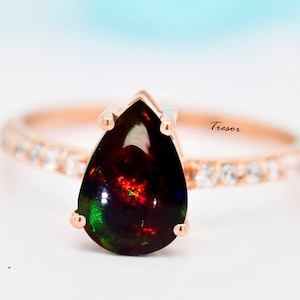 Handmade Black Opal Statement Ring, Natural Australian Opal Engagement Ring, Minimal Solid Gold Opal Rings Anniversary Gifts for Mother Wife