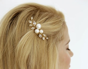 Wedding Crystal hair comb with Zirconia cubes, Bridal Pearl hair comb, Small Shiny hair comb for bride, Crystal hair pin