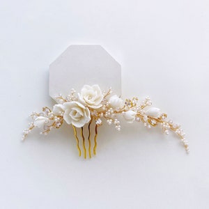 Asymmetric bridal hair comb, Flower hair comb, Wedding floral hair comb, Bridal head piece, White hair piece for bride image 1