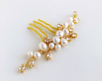 Wedding pearl hair comb for bride, Pearl hair piece, Pearl hair pins, Wedding hair comb with crystal Bridal hair pins