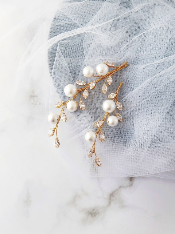 Bridal large pearl hair clip Pearls hair piece Wedding hair | Etsy