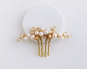 Wedding pearl hair comb for bride, Pearl hair piece, Pearl hair pins, Wedding hair comb with crystal Bridal hair pins