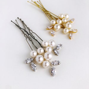 Bridal pearl hair pins Set of 3 Wedding hair pins Pearls hair piece Silver hairpin Bridal hairpins Large pearl hair pins Pearl gold hairpins