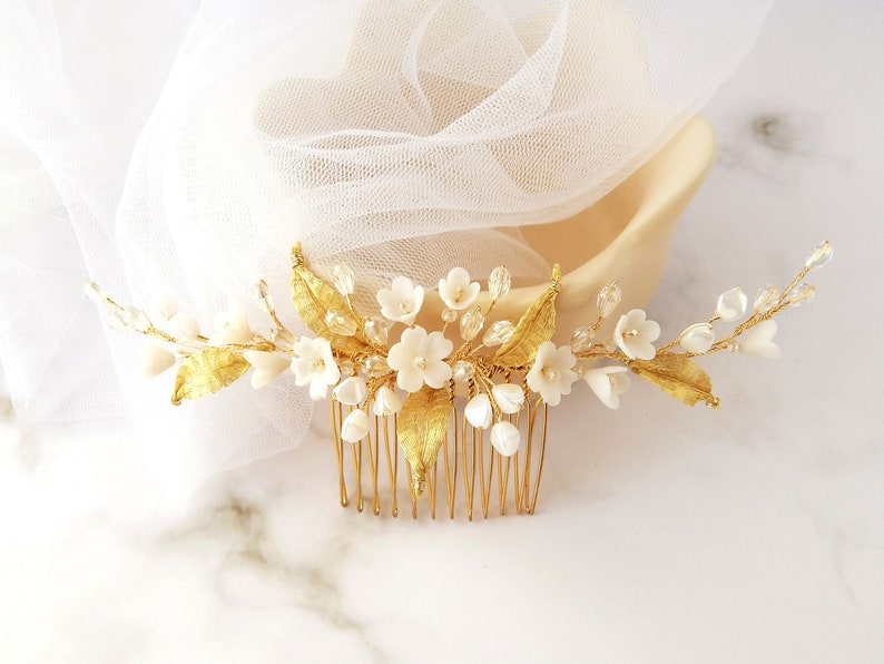 Gold hair comb, Bridal gold hair piece, Wedding floral hair comb, Wedding hair comb, Bridal flowers hair piece, Back hair piece image 1