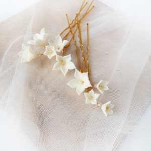 Bridal floral hairpins Wedding white hair piece Bridal flowers hair piece Flower hair pins Rustic hair piece image 7