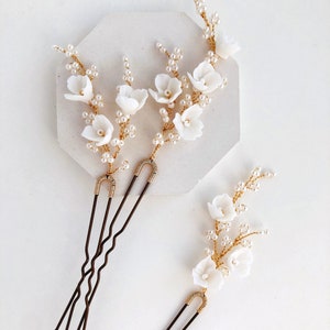 Kleine bloem haarspelden, porseleinen bloemen haarspeldjes voor de bruid, bruiloft bloem haarspelden, bruids haarstuk afbeelding 4