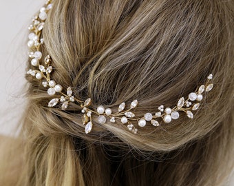 Wedding pearl hair vine, Bridal hair vine, Pearl hair piece, Bridal pearl headband, Wedding hair vine