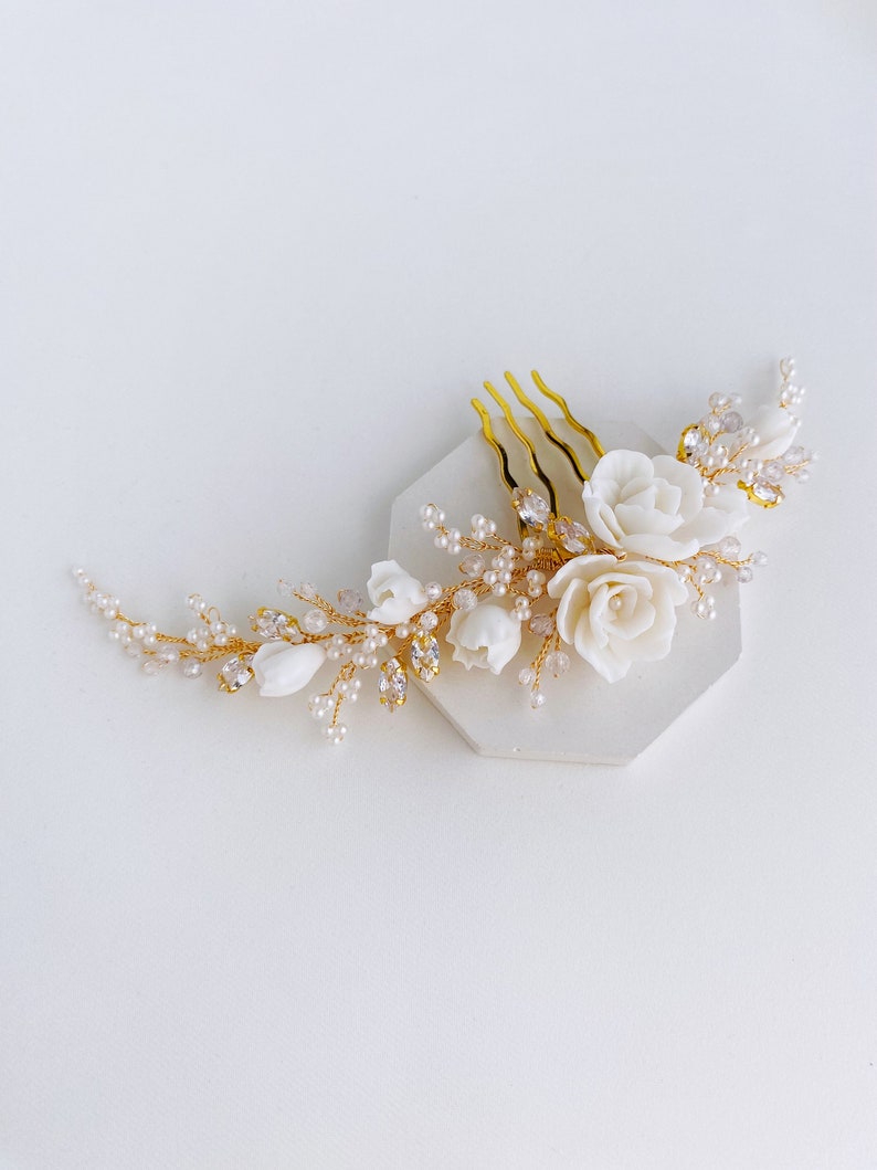 Asymmetric bridal hair comb, Flower hair comb, Wedding floral hair comb, Bridal head piece, White hair piece for bride image 2