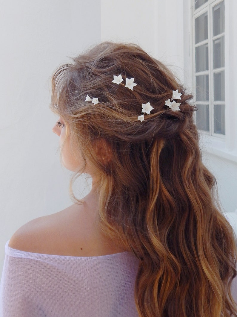 Bridal floral hairpins Wedding white hair piece Bridal flowers hair piece Flower hair pins Rustic hair piece image 3